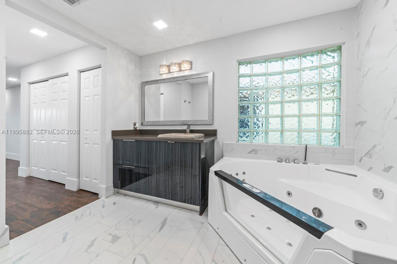 SILVER LAKES PHASE III - Residential