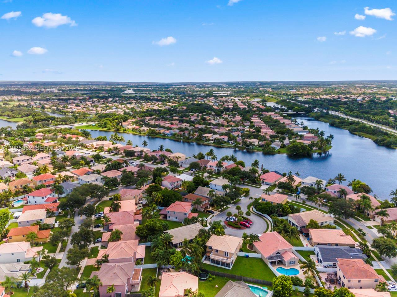 SILVER LAKES PHASE III - Residential