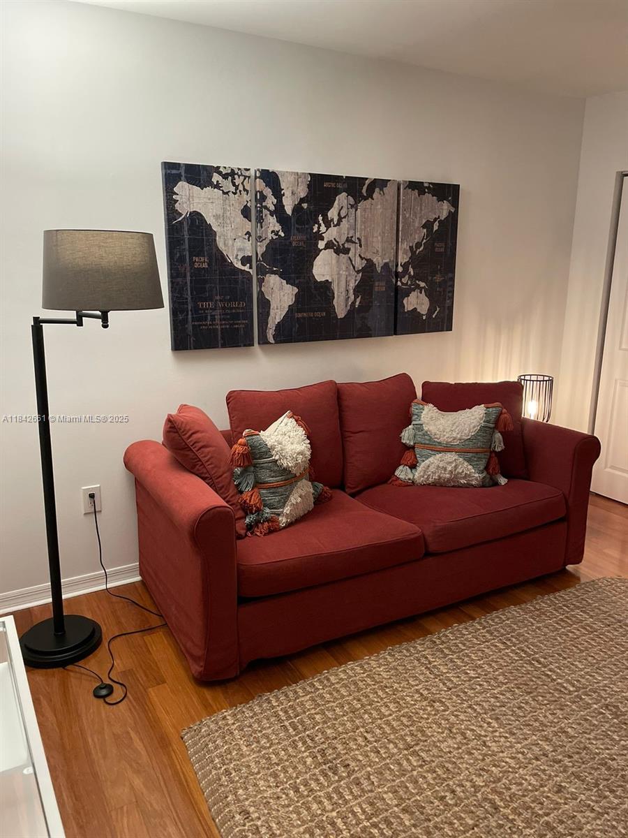 THE MARK ON BRICKELL COND - Residential