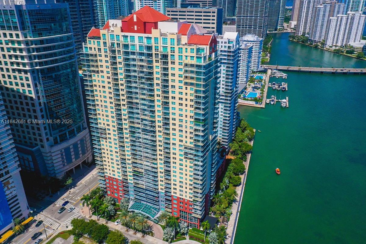 THE MARK ON BRICKELL COND - Residential
