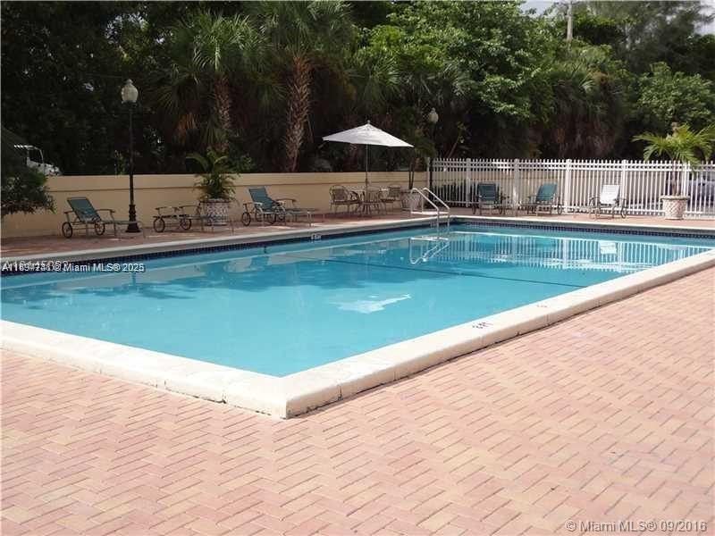 BAYVIEW PALMS CONDO - Residential Lease