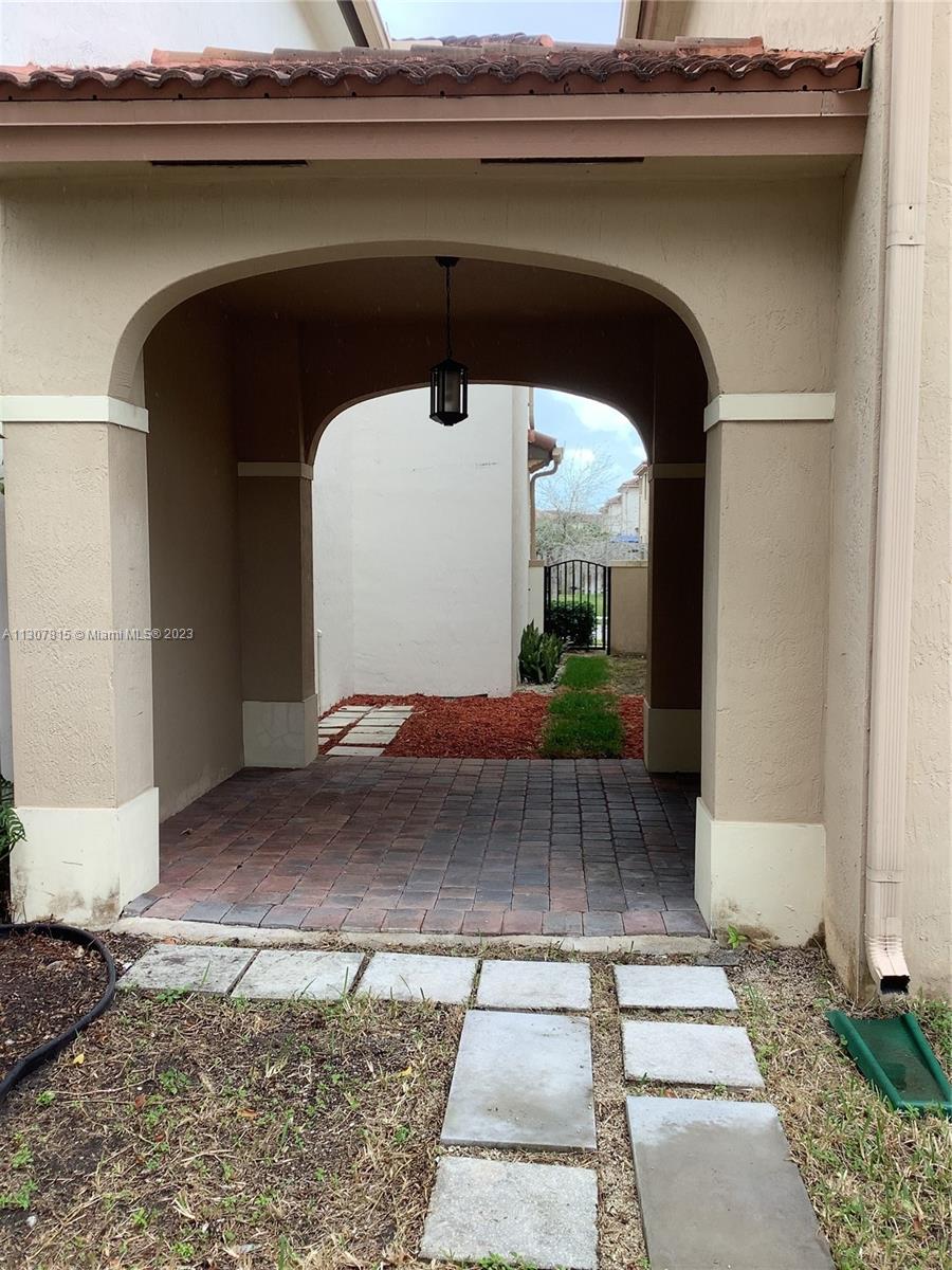 TRELLIS AT BAYSHORE - Residential Lease