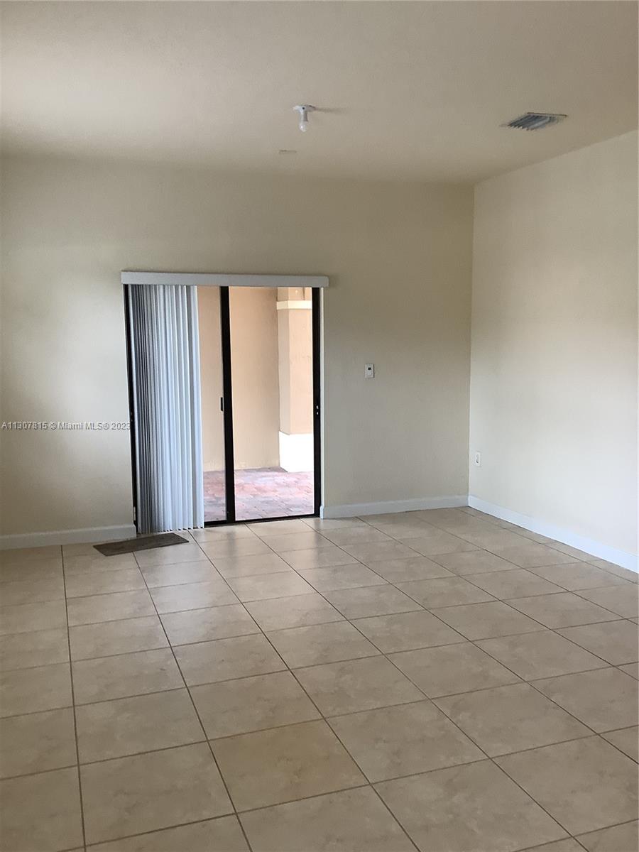 TRELLIS AT BAYSHORE - Residential Lease