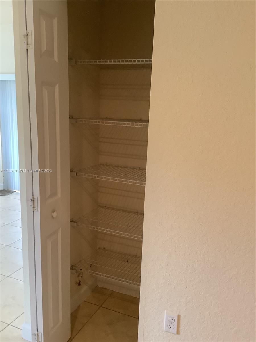 TRELLIS AT BAYSHORE - Residential Lease