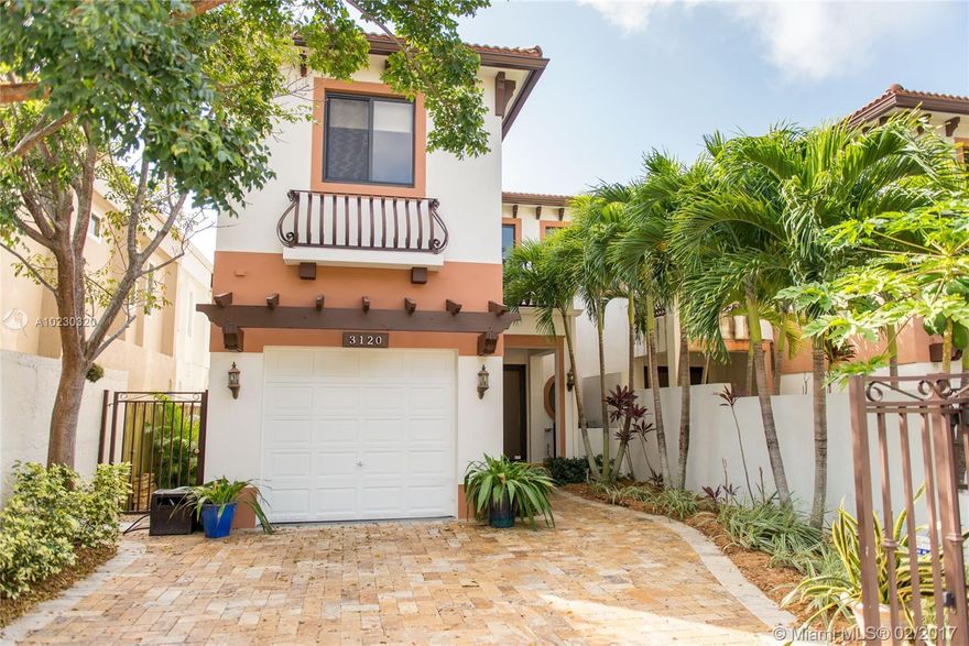 2009 larger townhouse, just a few steps to Center Villages amenities.  Great condition, well-laid out with airy spaces; 10 ft ceilings up/down; folding glass wall with storm impact doors in living space with powered screen; porch with powered screen provides protected outdoor dining; salt-water pool; glass-walled light-filled office; sound system; mobile equipped alarm system. 3BRs, 2.5 BAs + office, luxurious master suite with large WIC and expansive bathroom, oversized custom kitchen with gas range.