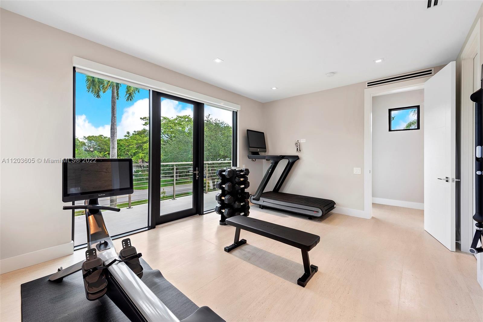 UNIVERSITY ESTATES - Residential