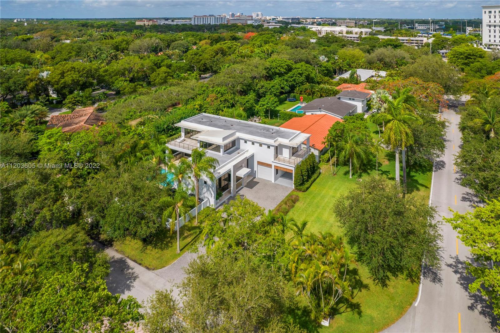 UNIVERSITY ESTATES - Residential