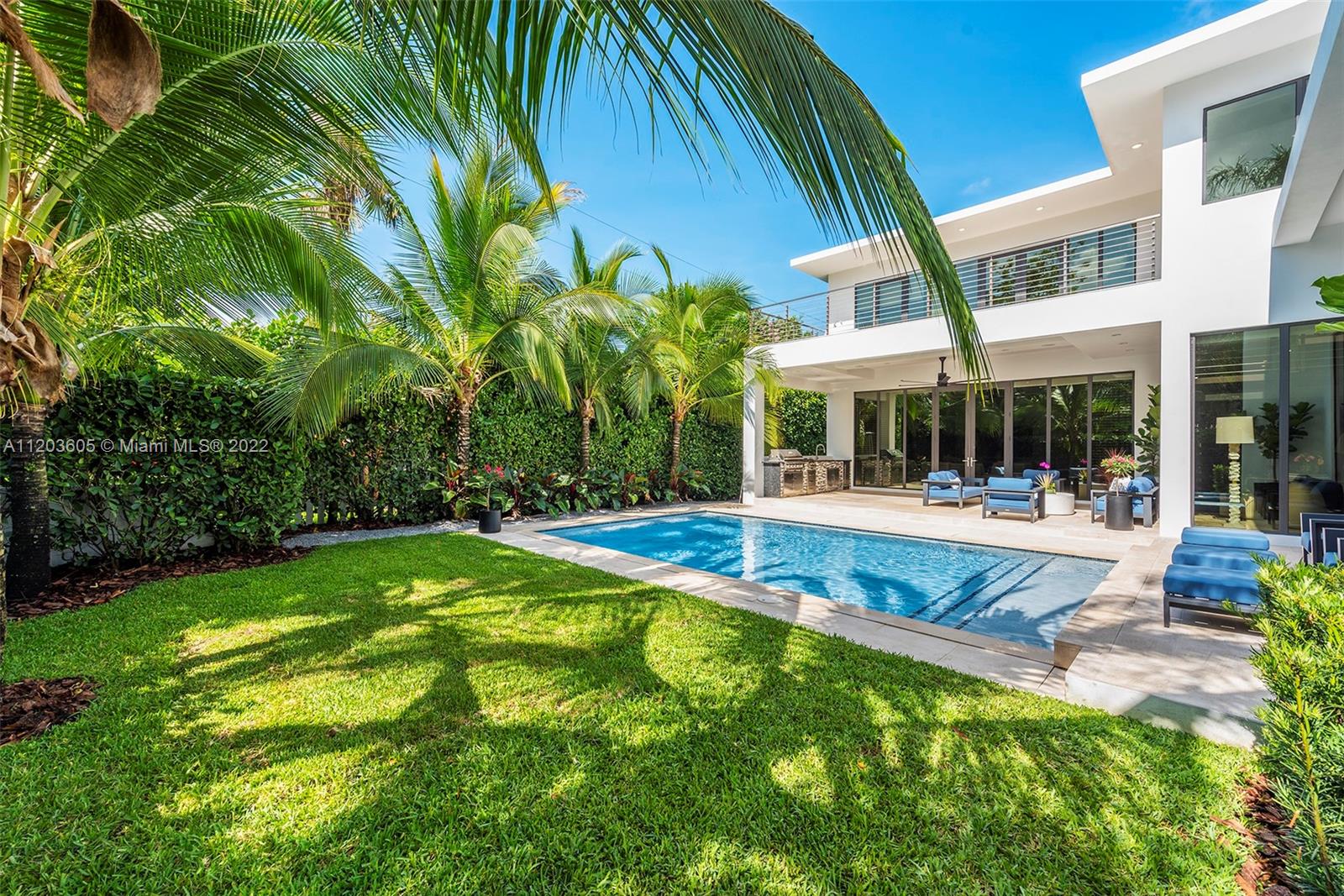 UNIVERSITY ESTATES - Residential