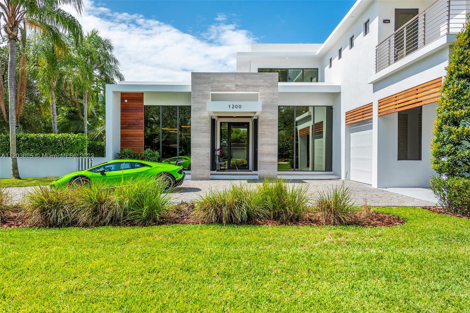 UNIVERSITY ESTATES - Residential