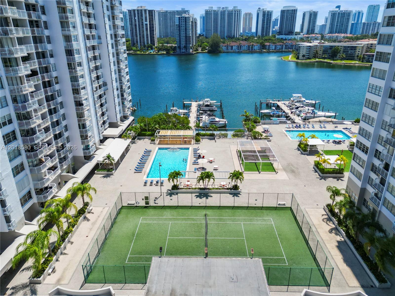 18011 Biscayne Blvd 705