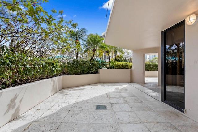 TURNBERRY ISLE SOUTH COND - Residential