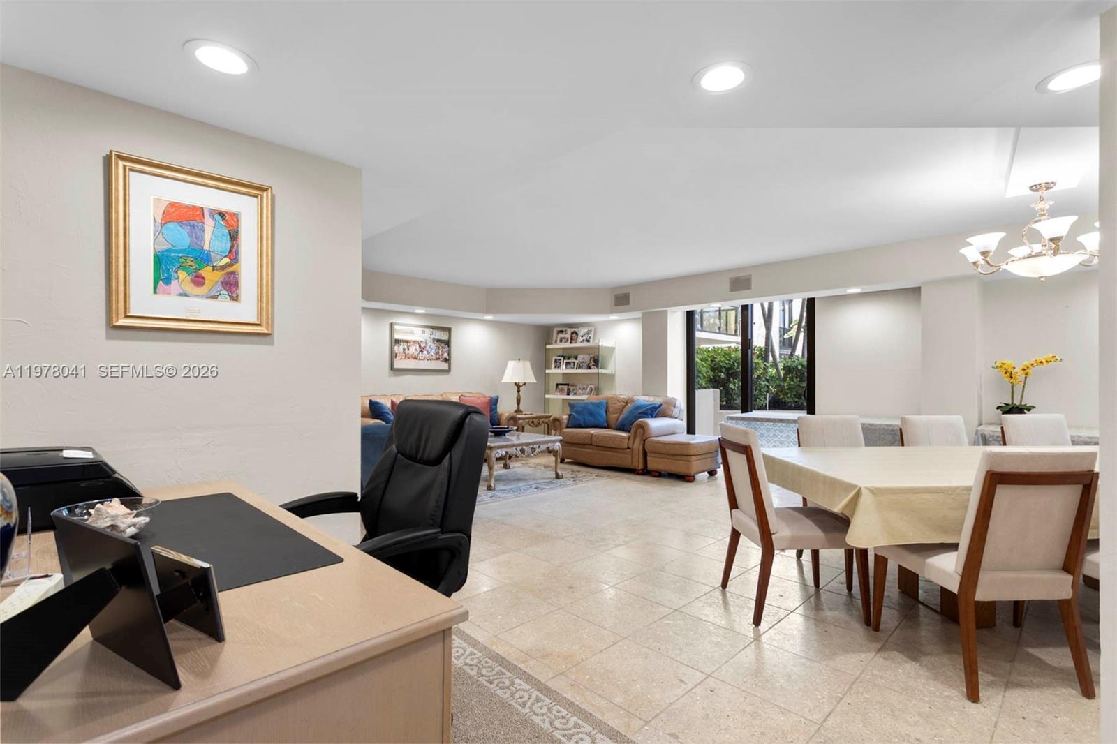 TURNBERRY ISLE SOUTH COND - Residential