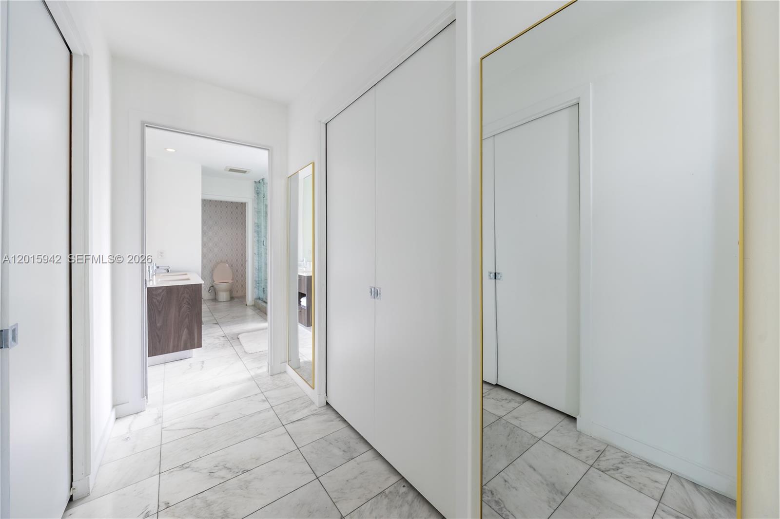 GRAN PARAISO CONDO - Residential