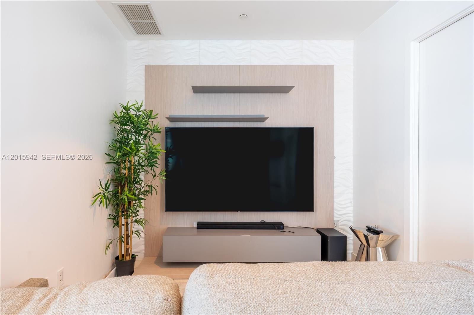 GRAN PARAISO CONDO - Residential