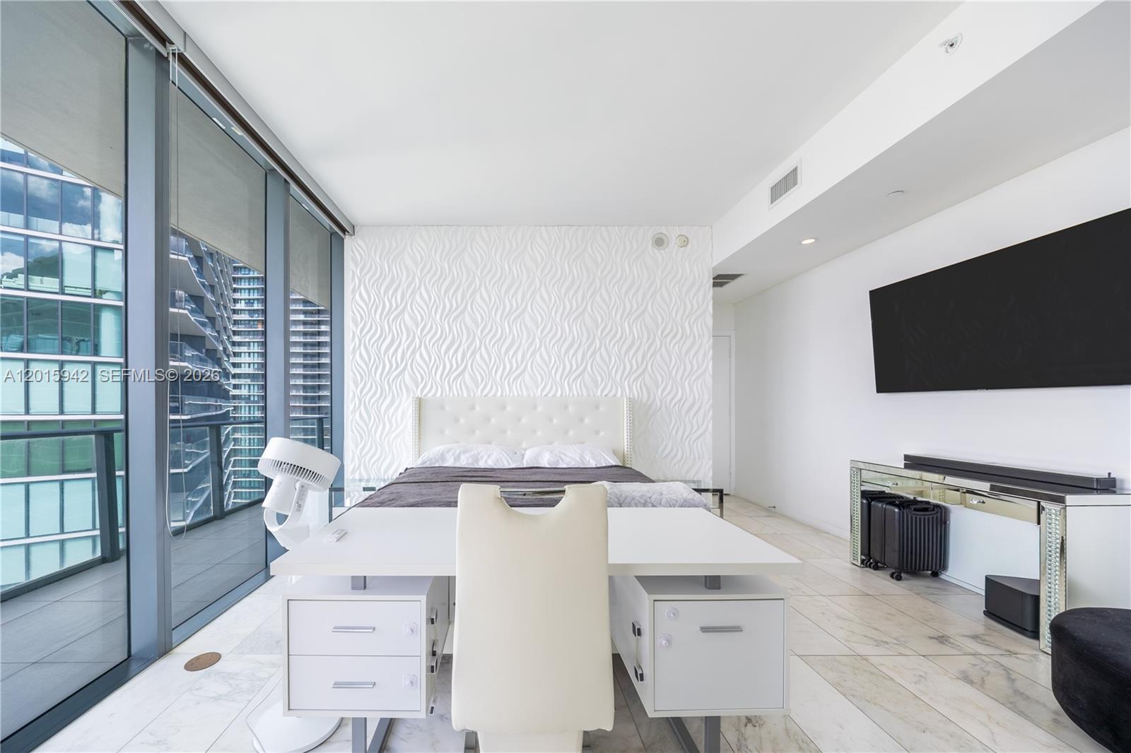GRAN PARAISO CONDO - Residential