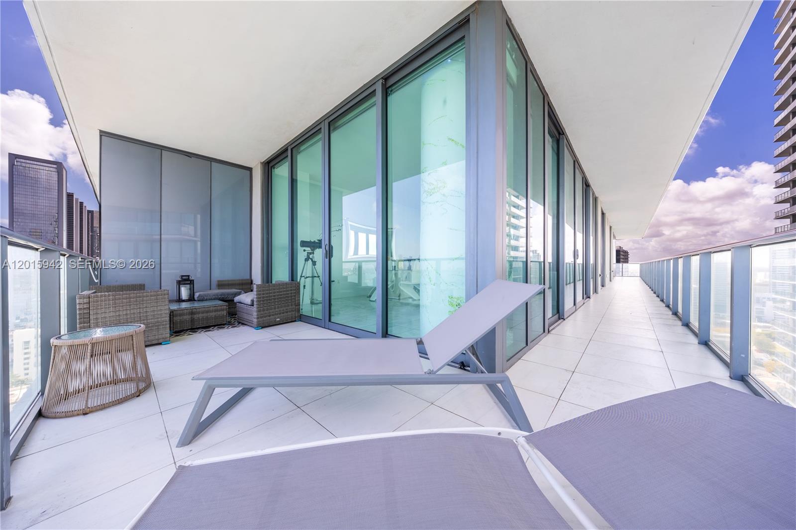 GRAN PARAISO CONDO - Residential