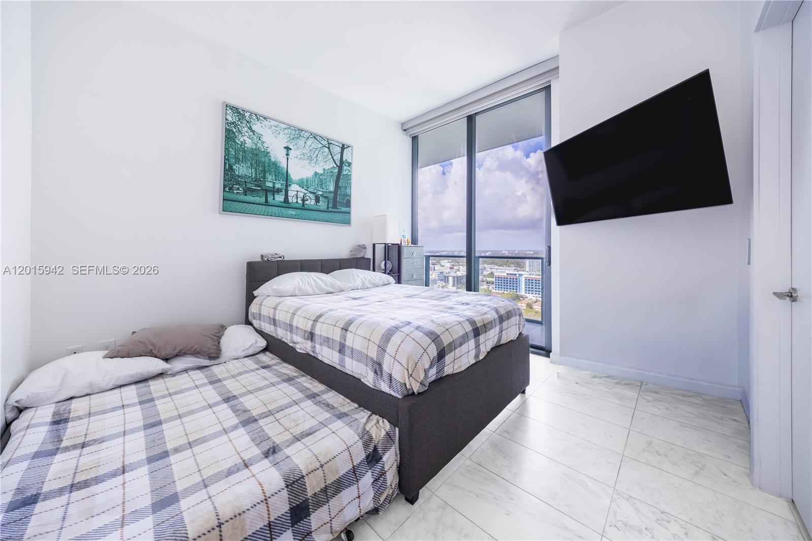 GRAN PARAISO CONDO - Residential