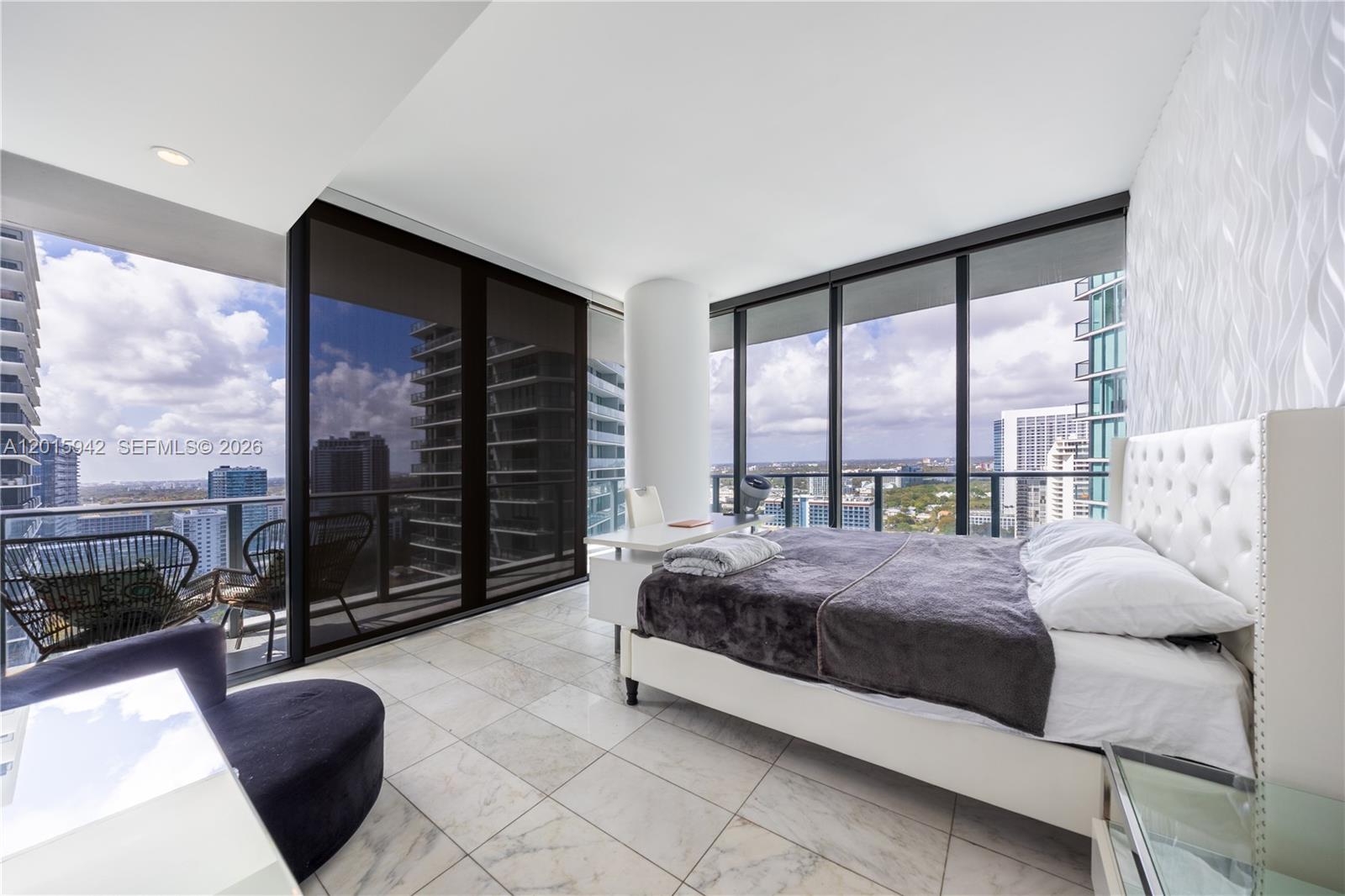 GRAN PARAISO CONDO - Residential