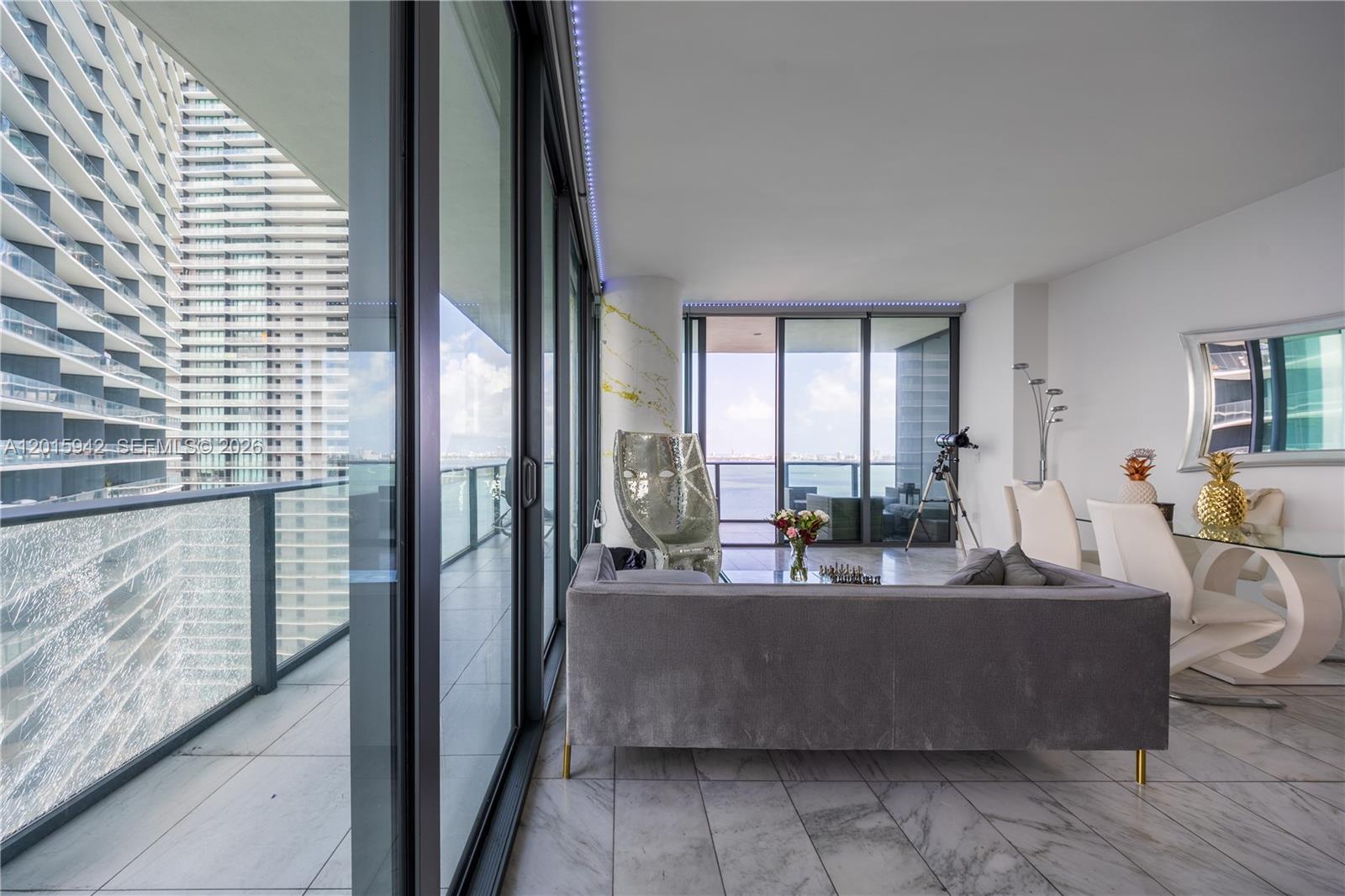 GRAN PARAISO CONDO - Residential