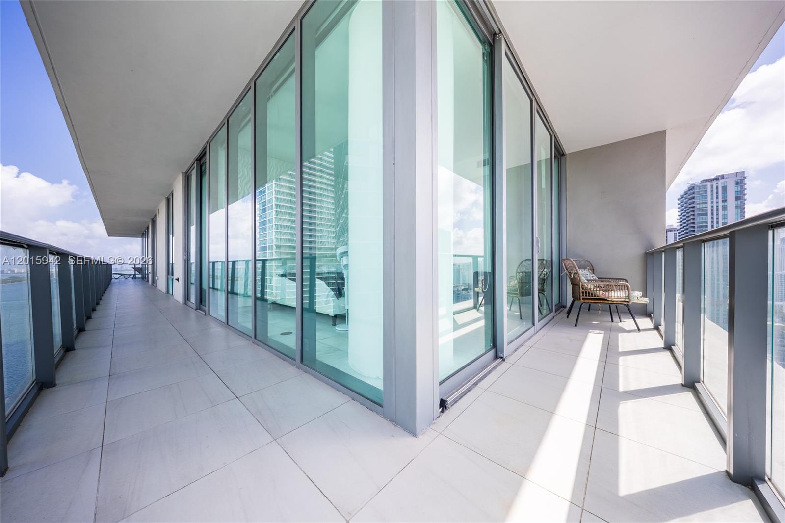 GRAN PARAISO CONDO - Residential