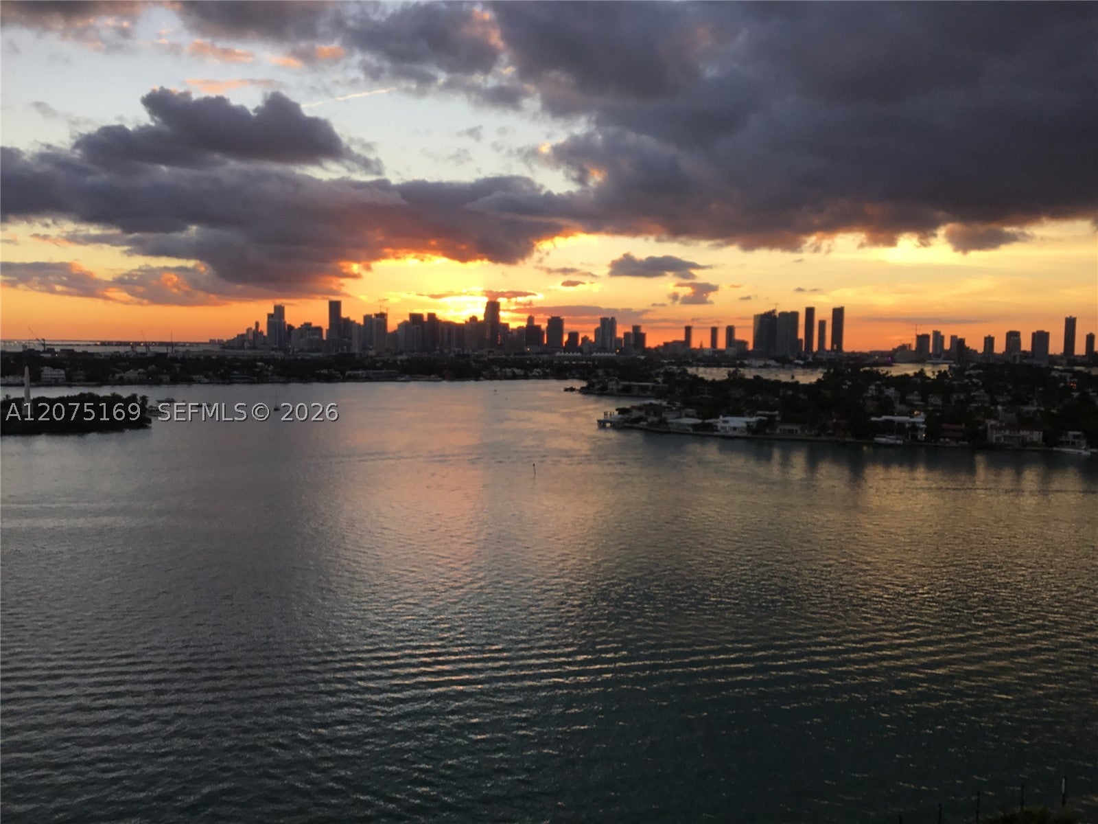 9 Island Ave 1806