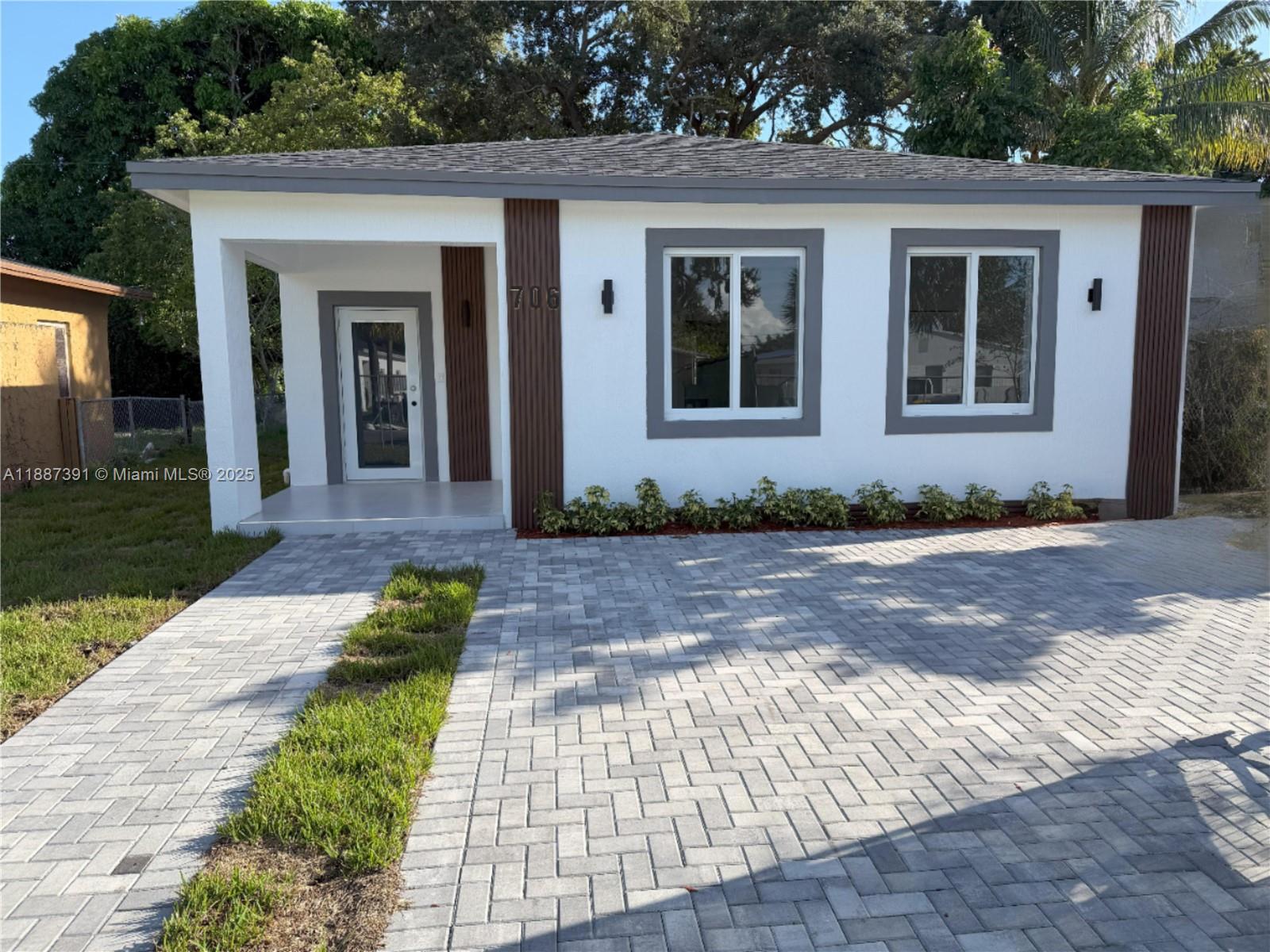 COLLEGE TRACT - Residential