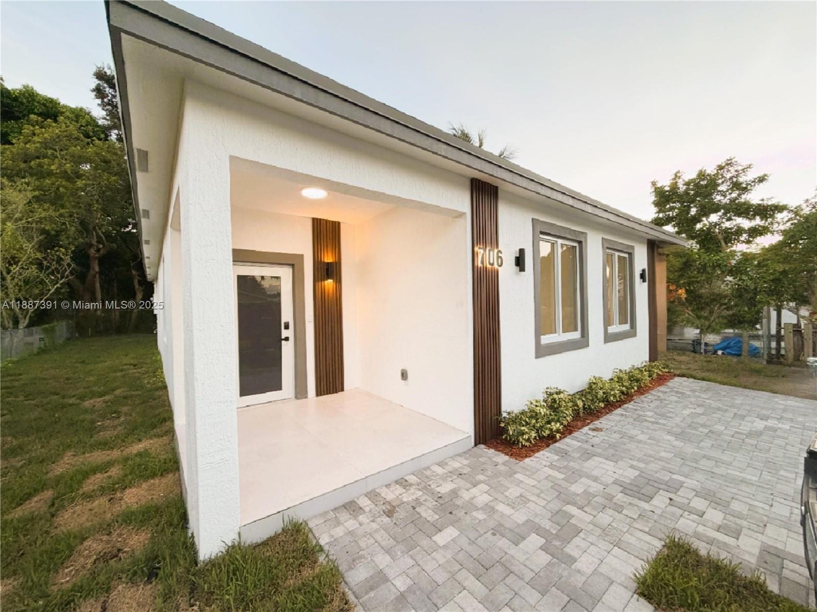 COLLEGE TRACT - Residential