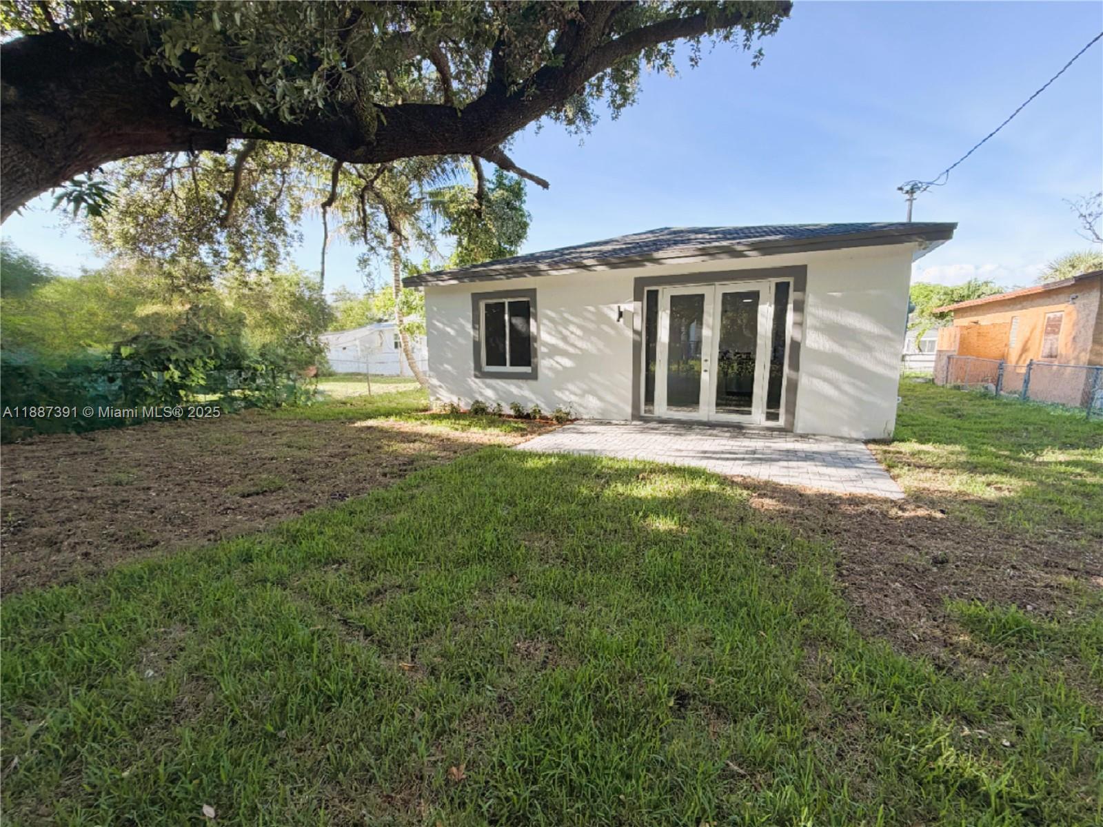 COLLEGE TRACT - Residential
