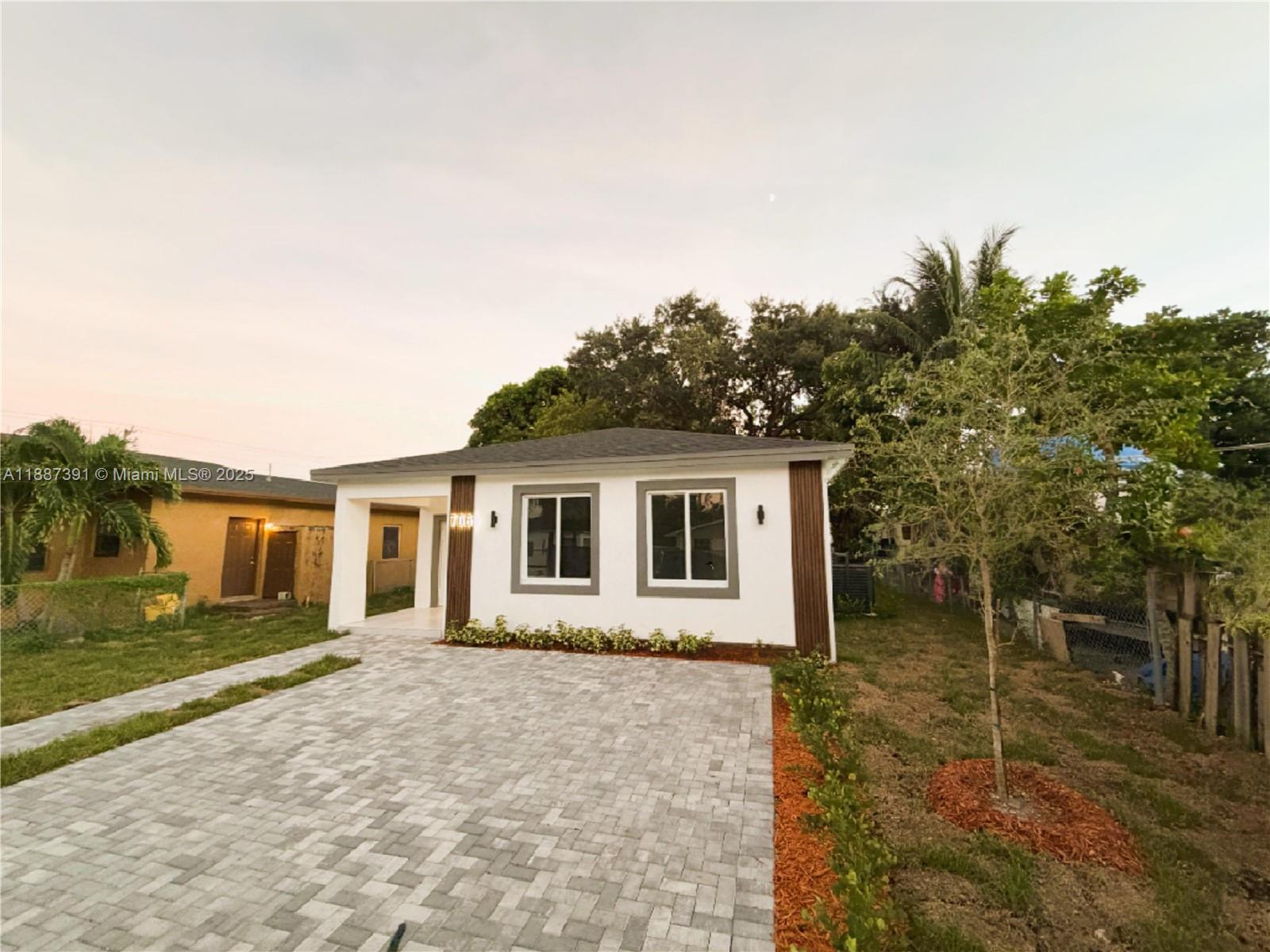 COLLEGE TRACT - Residential