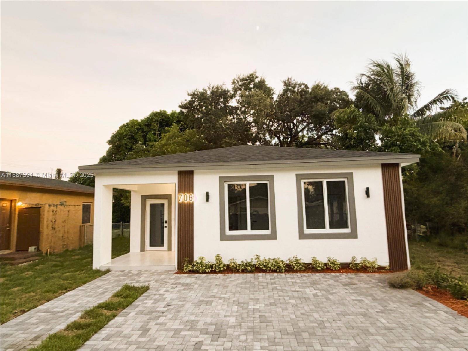 COLLEGE TRACT - Residential