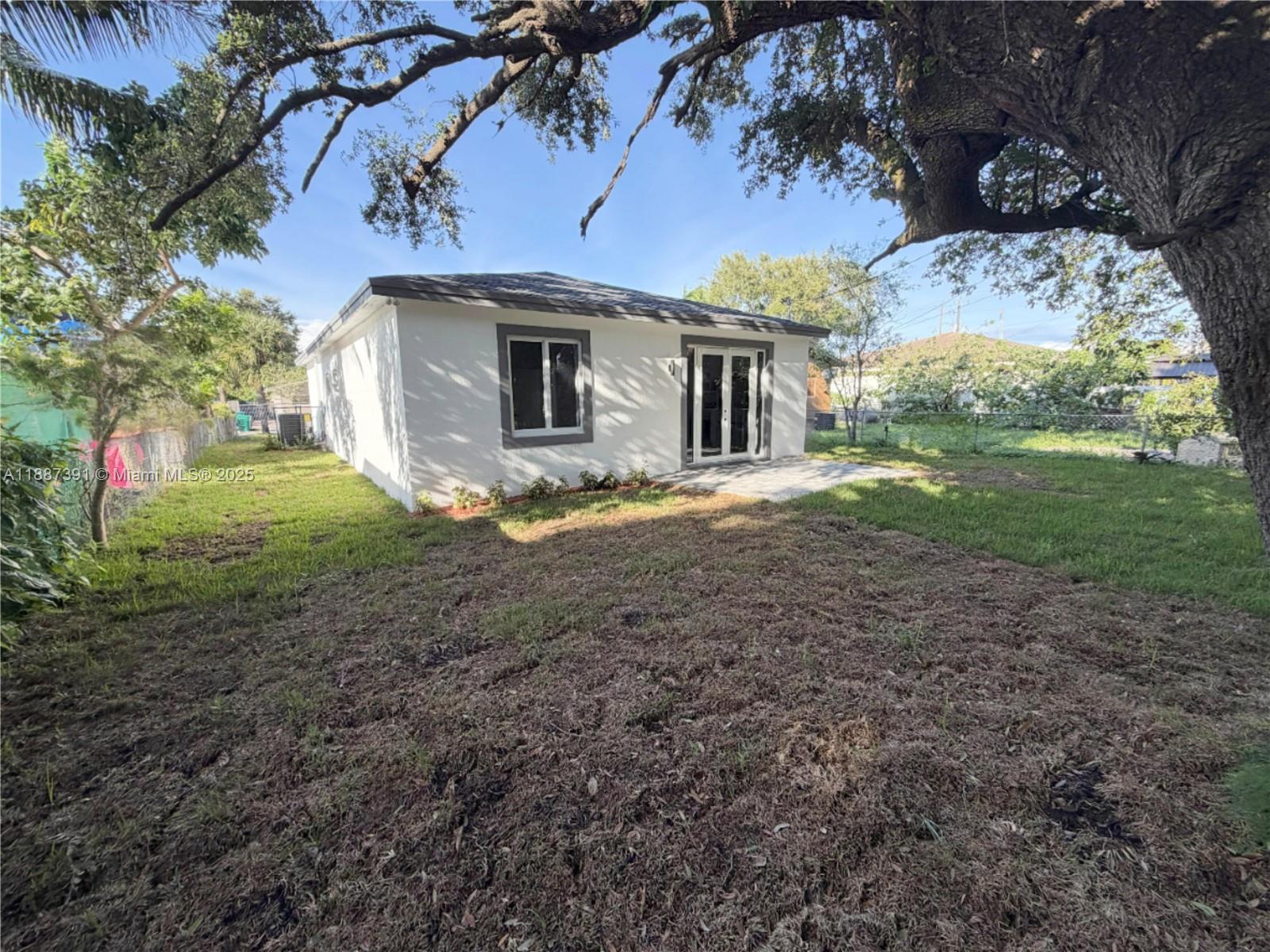 COLLEGE TRACT - Residential