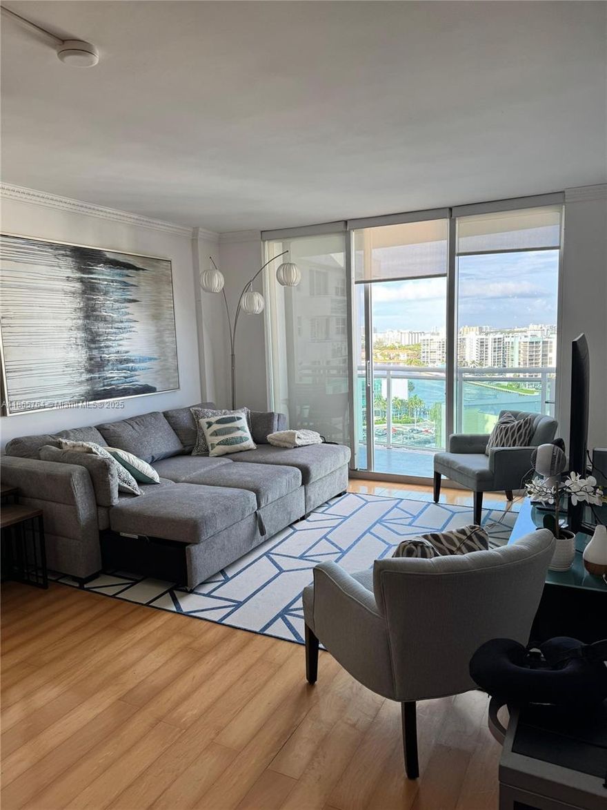 Seasonal unit for rent, fully furnished, available for 6 months starting September 1st, 2025. Beautiful 1 br, 
Luxury oceanfront building. Amenities include pool. sauna. spa, gym, BBQ.