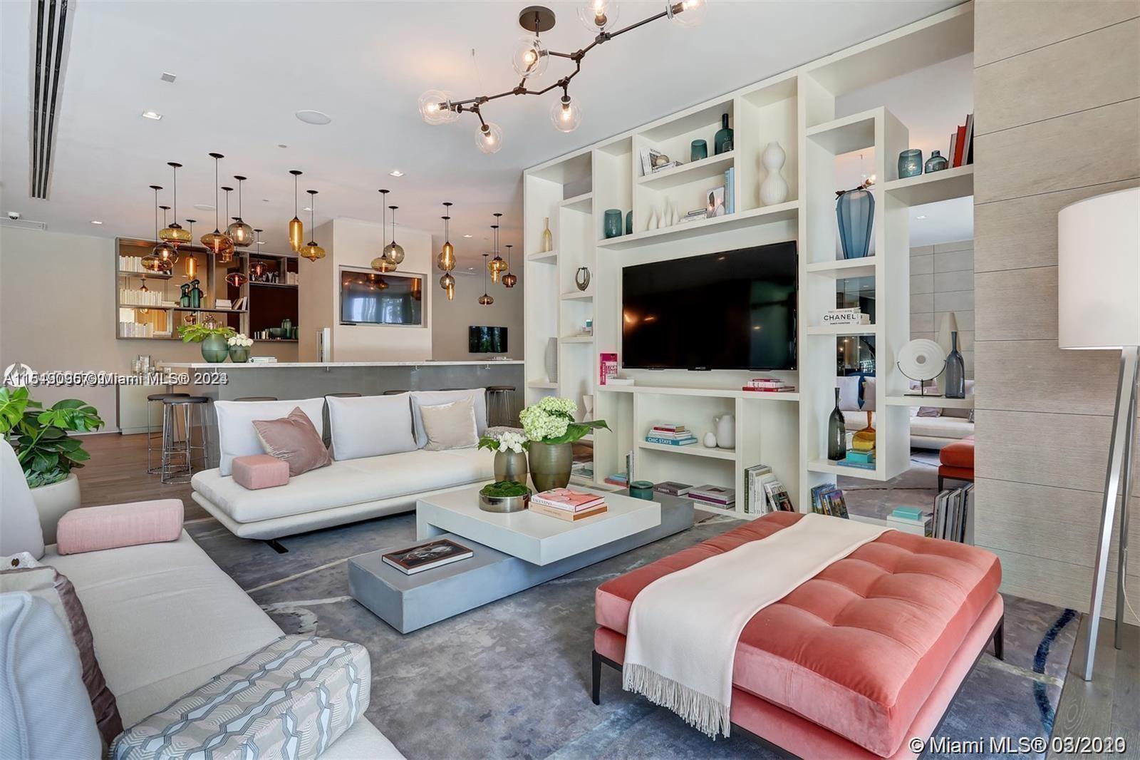 GRAN PARAISO CONDO - Residential