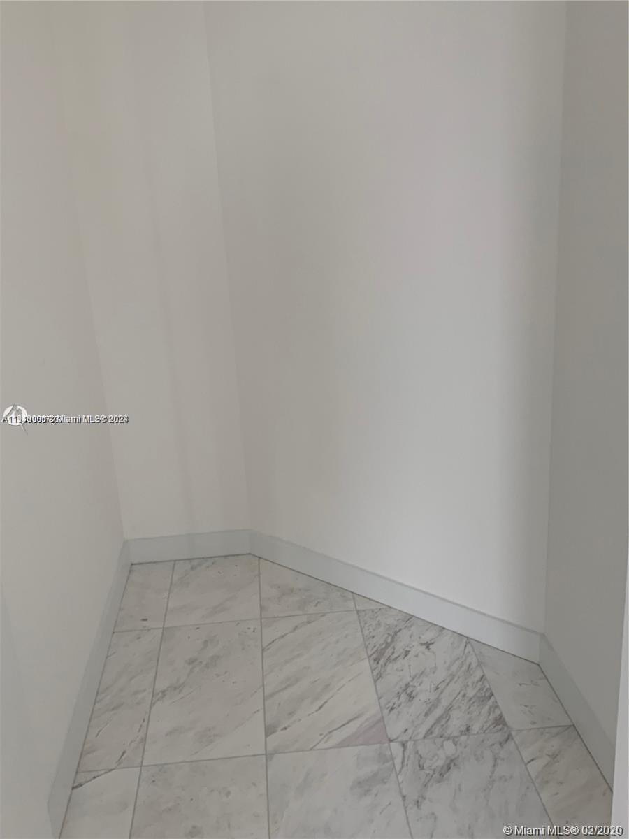 GRAN PARAISO CONDO - Residential