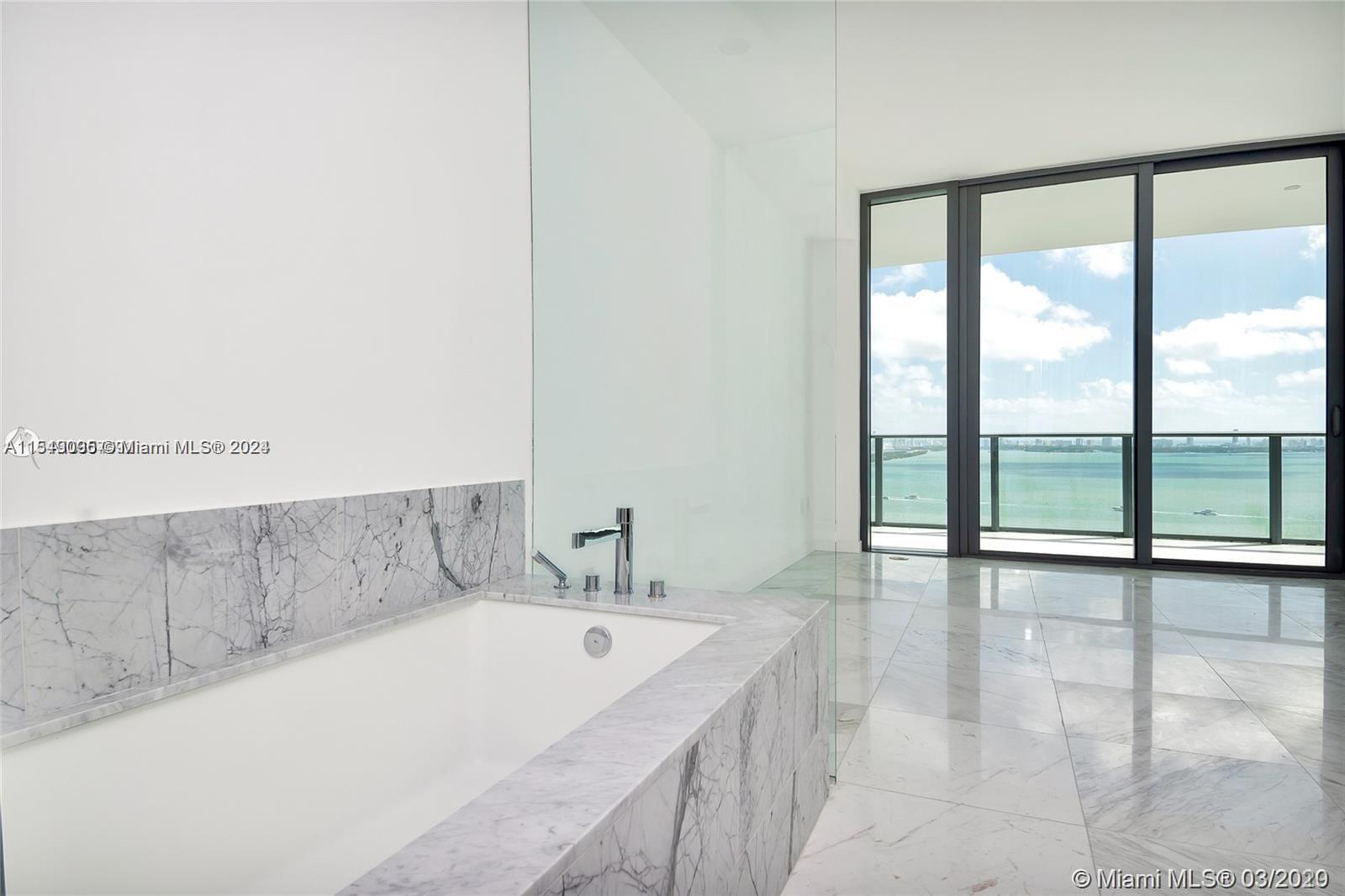 GRAN PARAISO CONDO - Residential