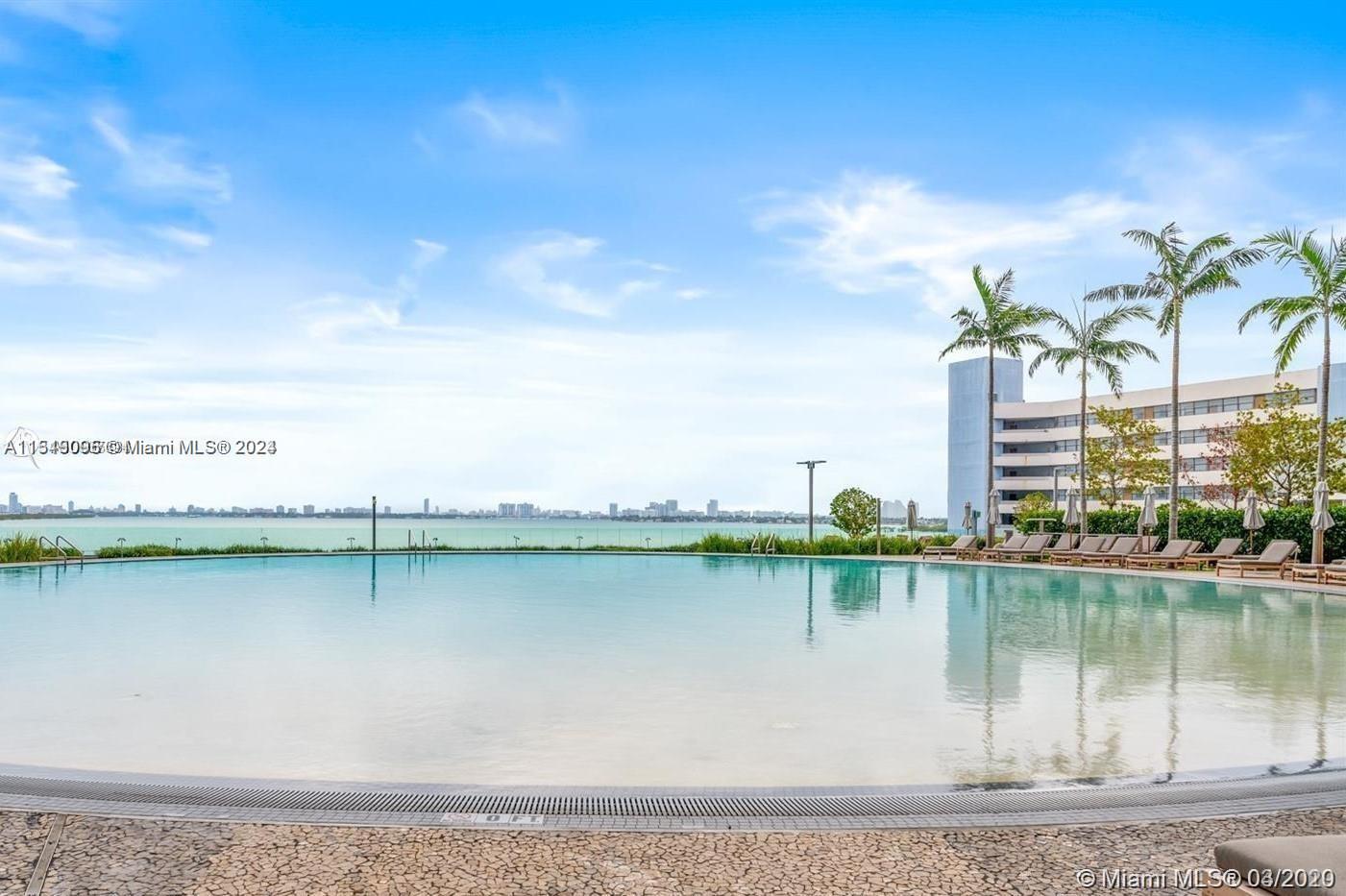 GRAN PARAISO CONDO - Residential