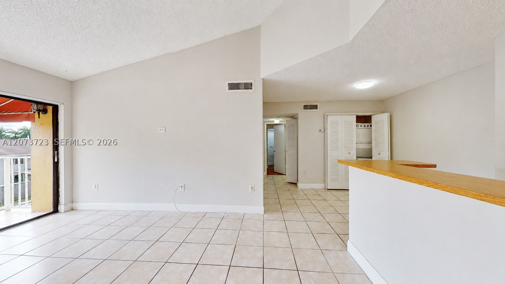 15600 SW 80th St L304, Miami FL 33193