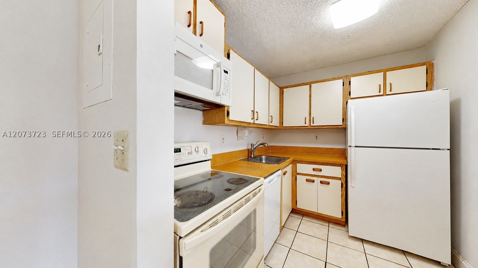 15600 SW 80th St L-304