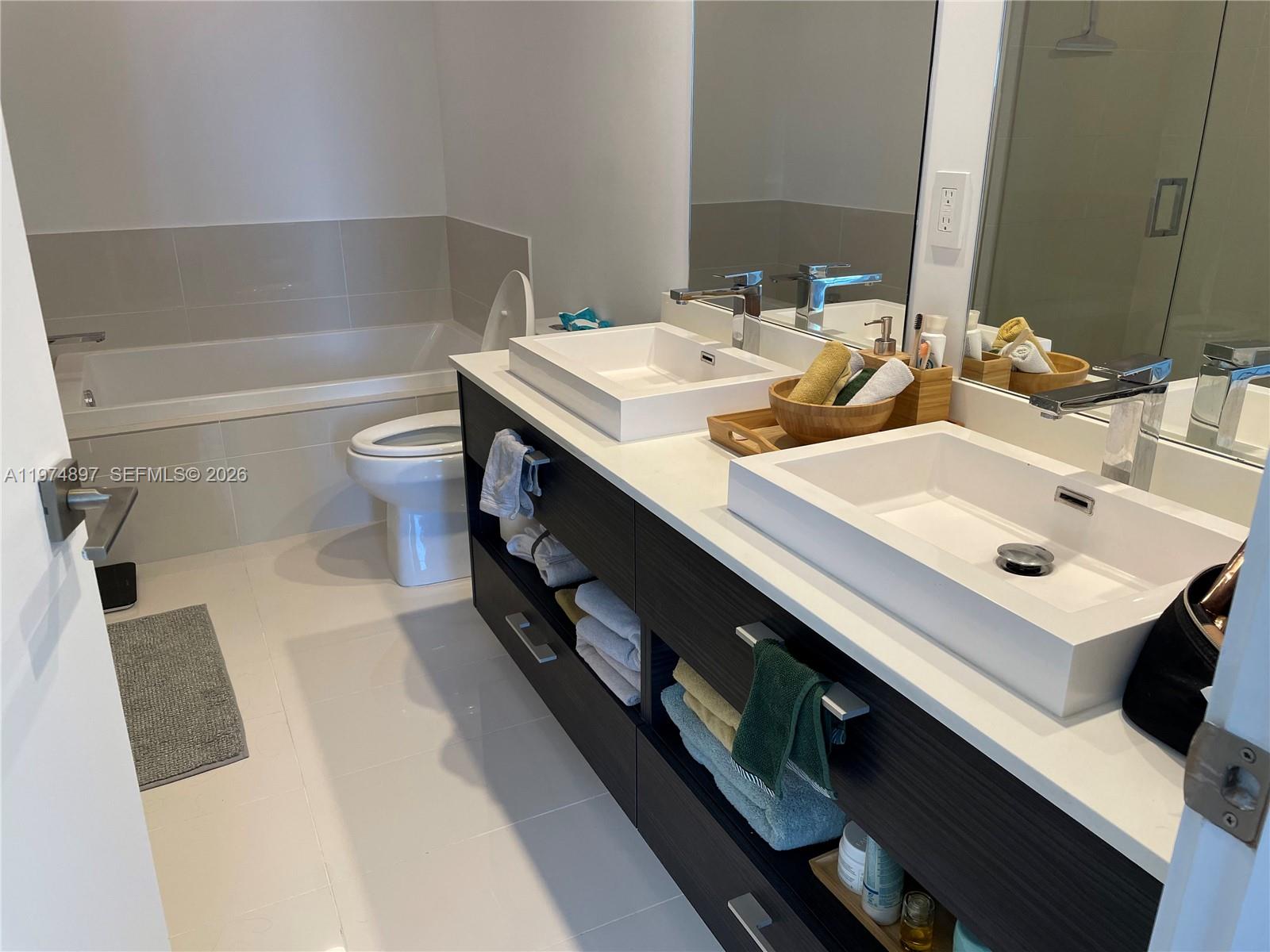 BRICKELL HEIGHTS EAST CON - Residential