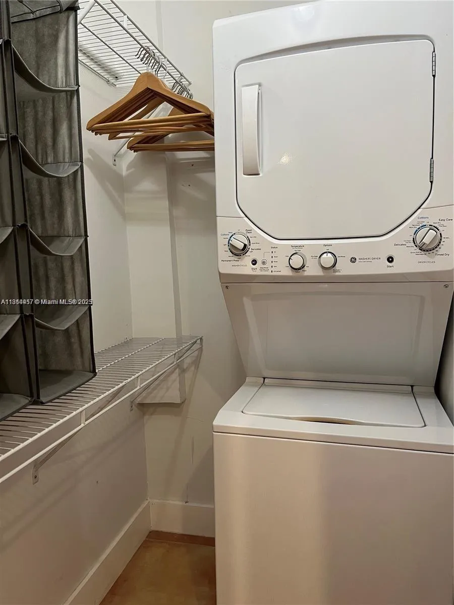 Miami, Florida 33176, United States, ,1 BathroomBathrooms,Residential,Active,142654