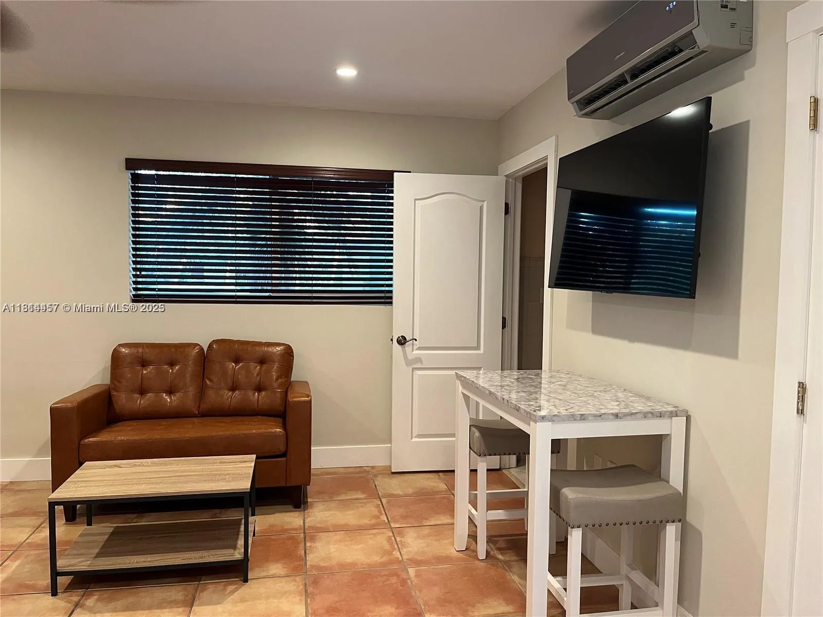 Miami, Florida 33176, United States, ,1 BathroomBathrooms,Residential,Active,142654