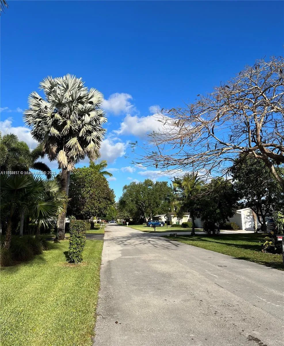 Miami, Florida 33176, United States, ,1 BathroomBathrooms,Residential,Active,142654