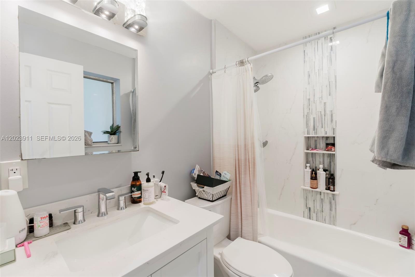 FOREST HILL GARDENS CONDO - Residential