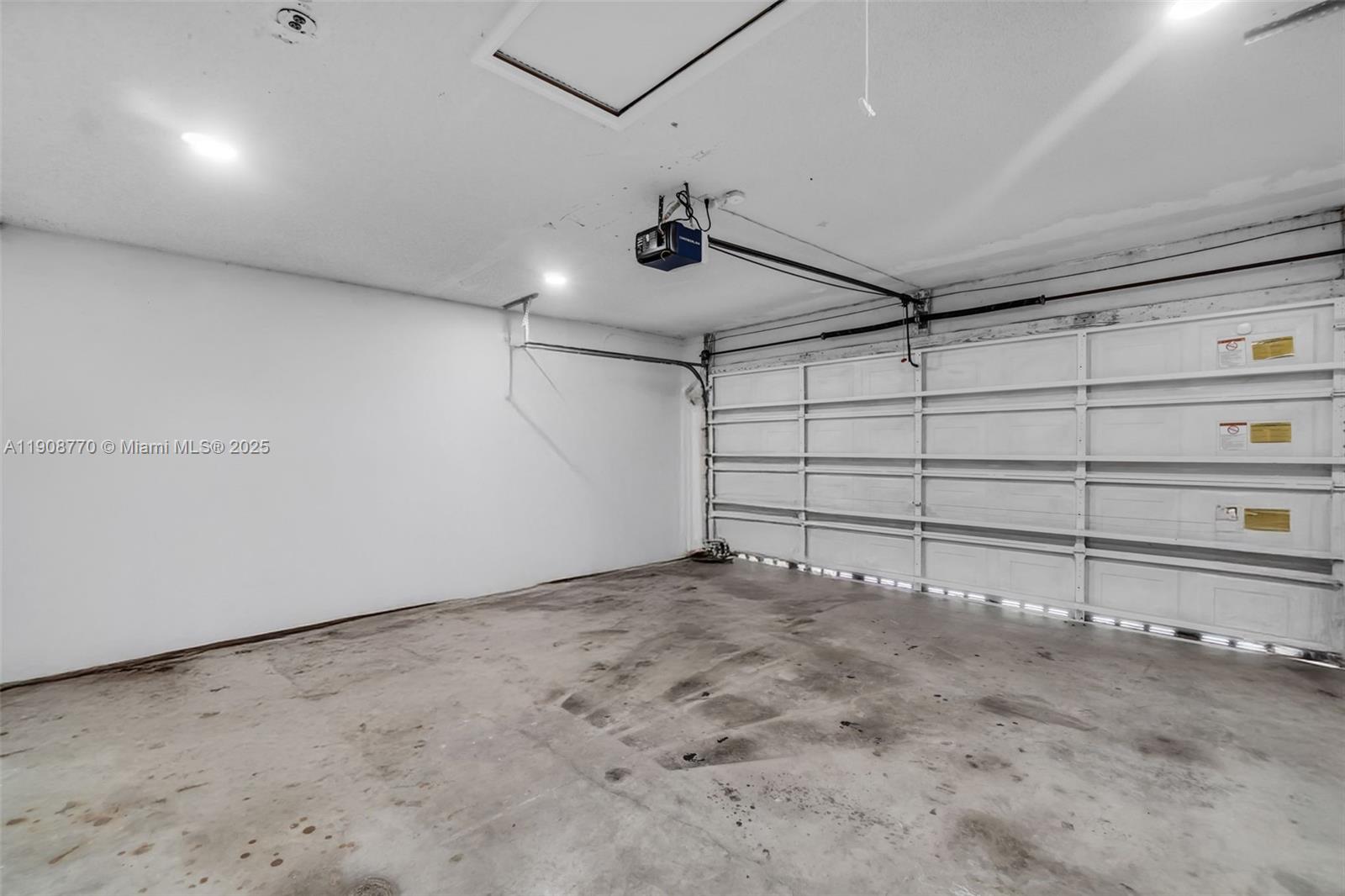 KEYS-GATE NO 1 - Residential