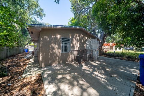 5545 NW 3rd Avenue Miami FL 33127