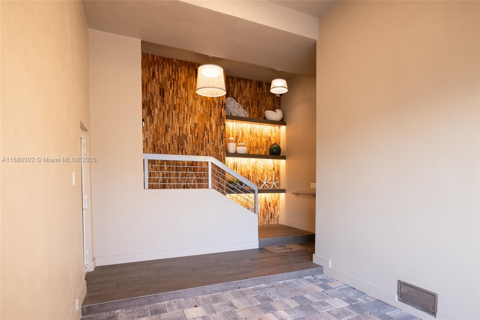 PORT ANTIGUA PLAT NO 3 & - Residential