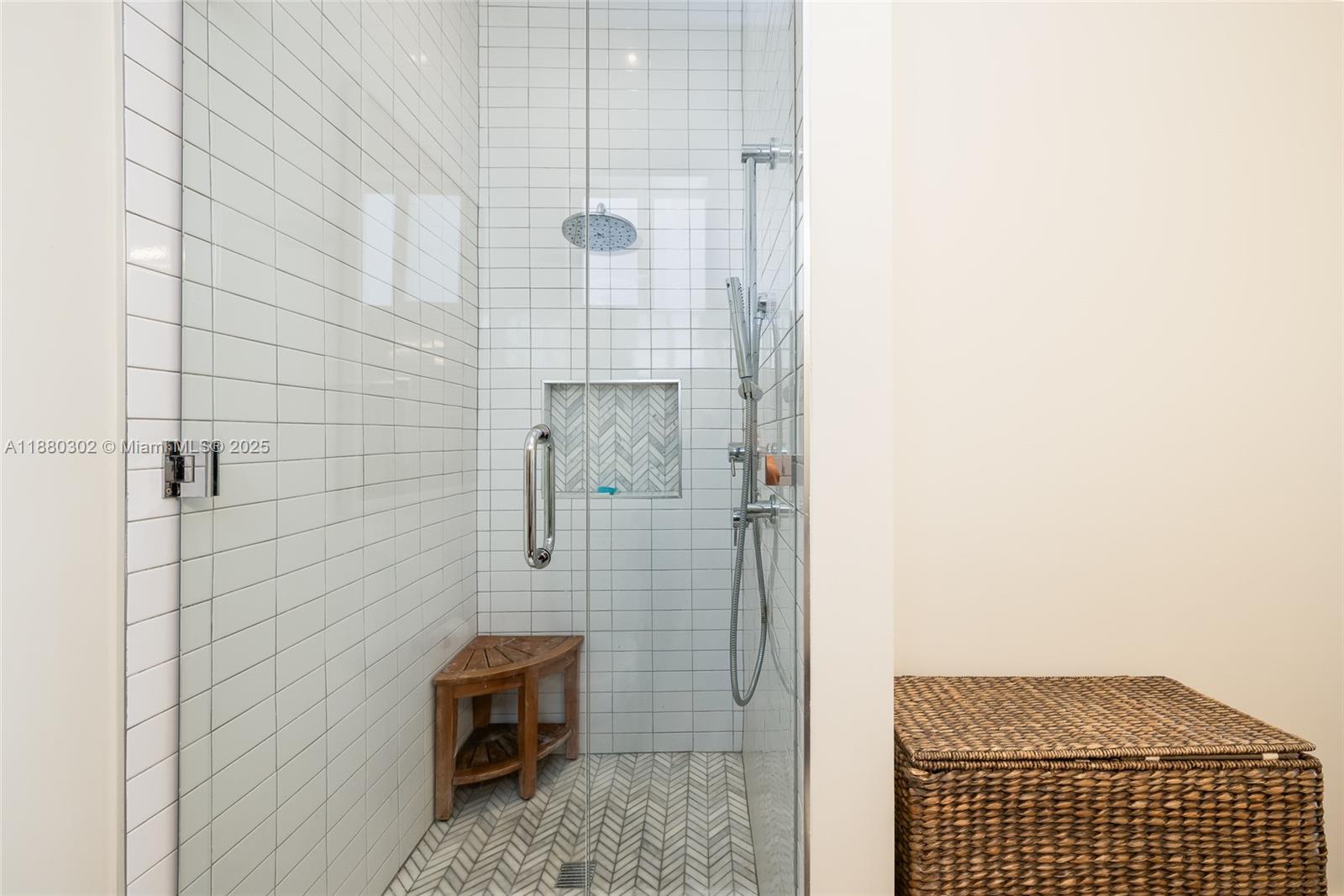 PORT ANTIGUA PLAT NO 3 & - Residential