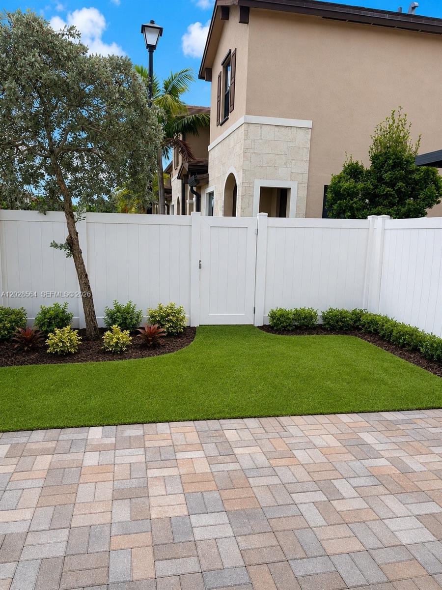 AQUABELLA SECTION TWO - Residential