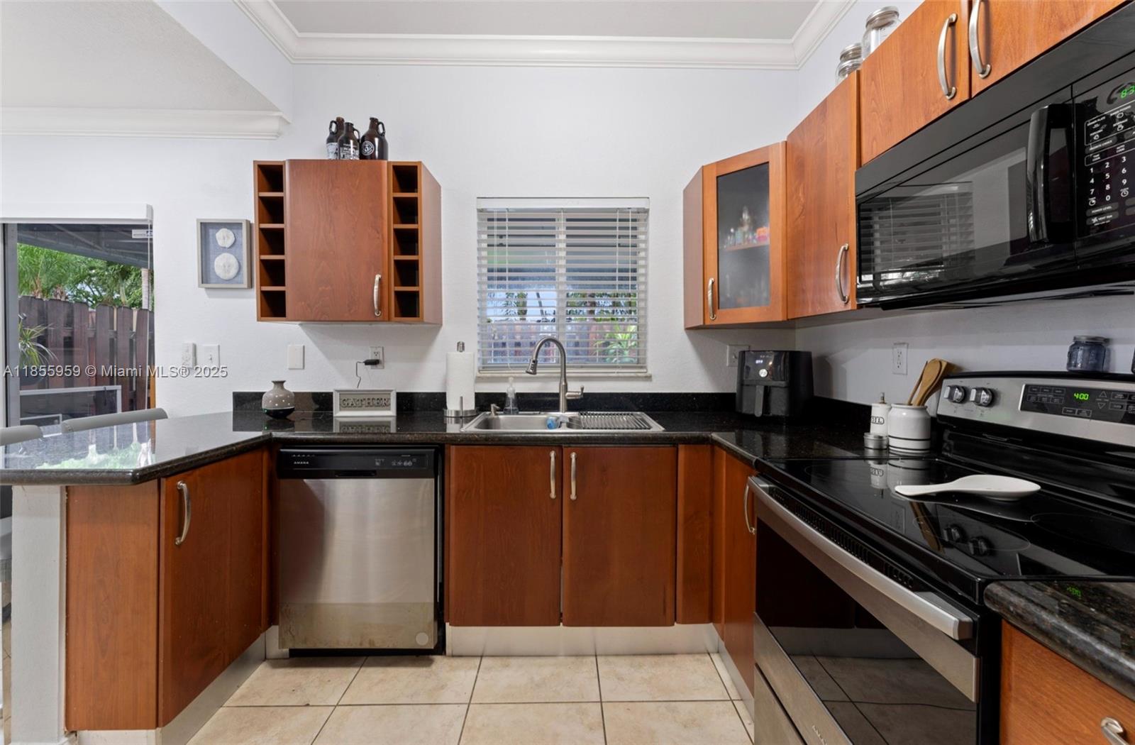 TUSCAN LAKE VILLAS - Residential