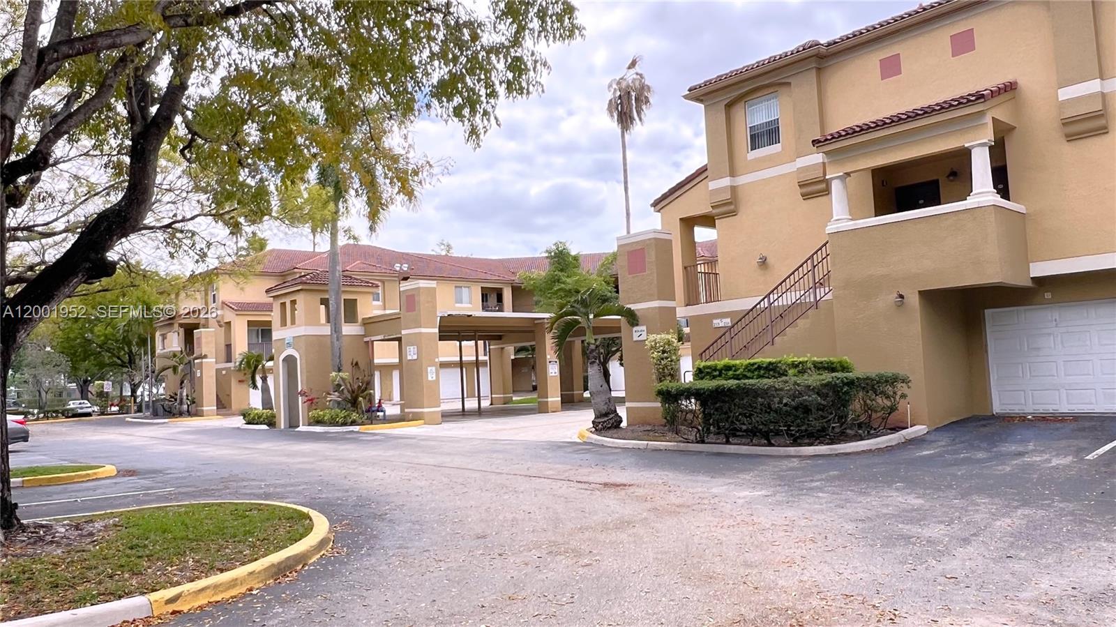PARAGON PLANTATION CONDO - Residential Lease